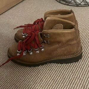 Danner women’s hiking boots